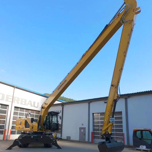 CAT LongReach Ausleger von ECHLE